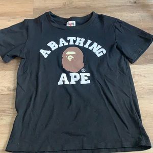 A bathing ape logo tshirt